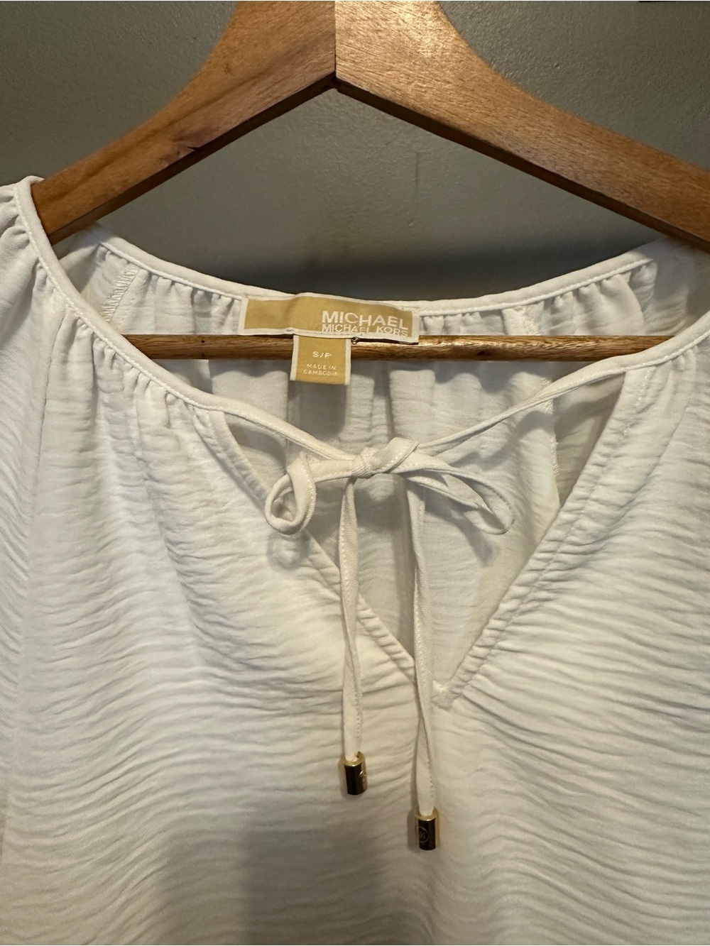 Michael Kors Textured Tie Neck White Blouse Long Sleeve Top with Gold Hardware